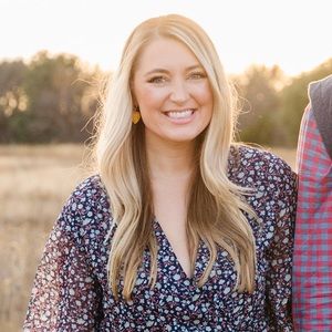 Meet your Posher, Claire